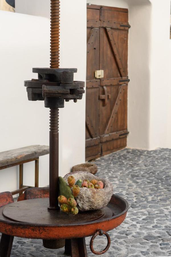 Villa Di Capo - Santorini Old Winery Luxury Villas Akrotírion 외부 사진